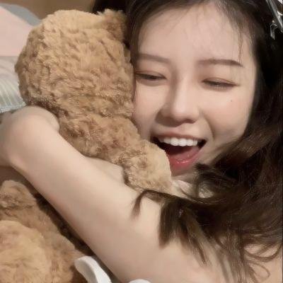 佩比、露西、朋
